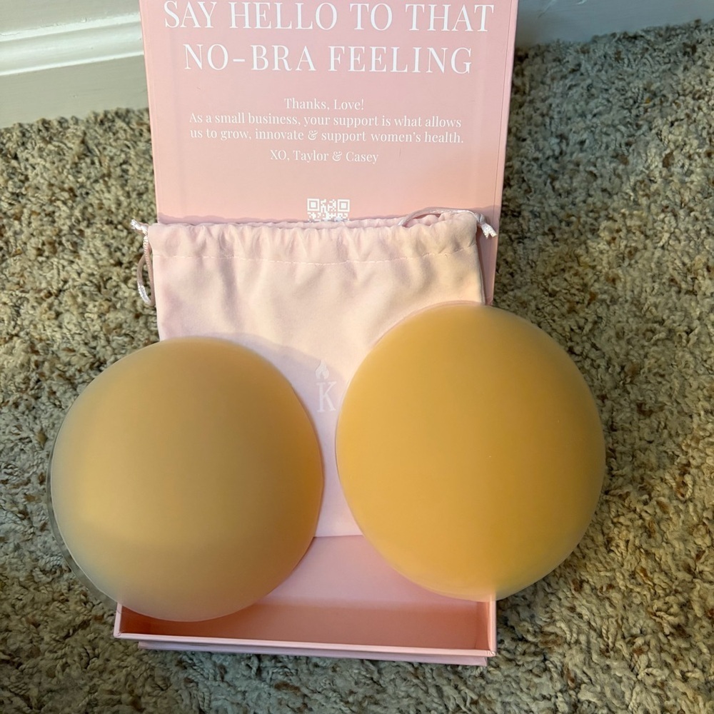 Cakes Nipple Covers